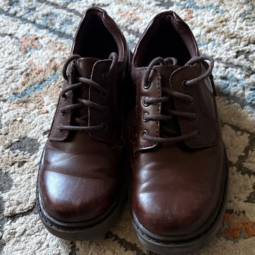 Size 1 Kid Classic Brown Leather Shoes
